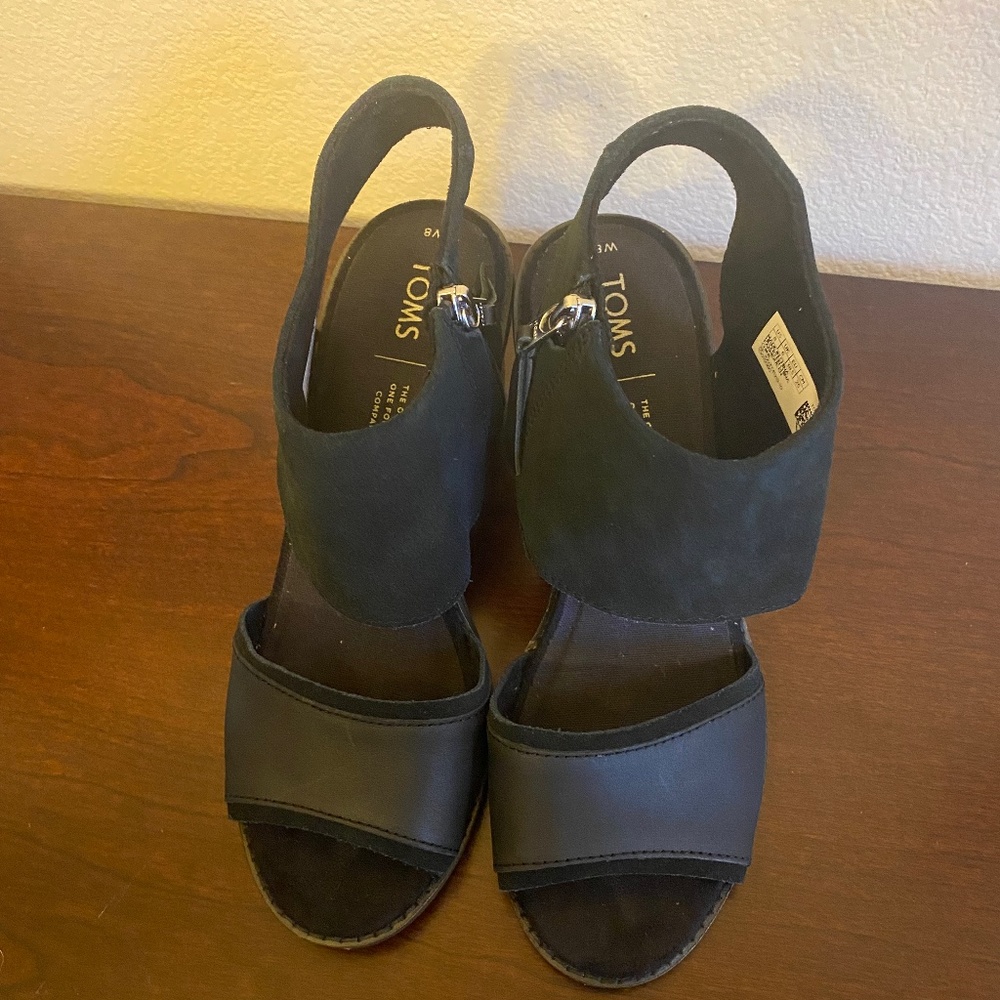 TOMS black block sandals